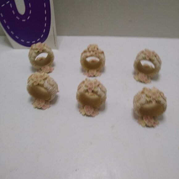 Set Of 6 Floral Round Swirl Napkin Rings Delicate Flowers Muted Colors - Picture 1 of 5
